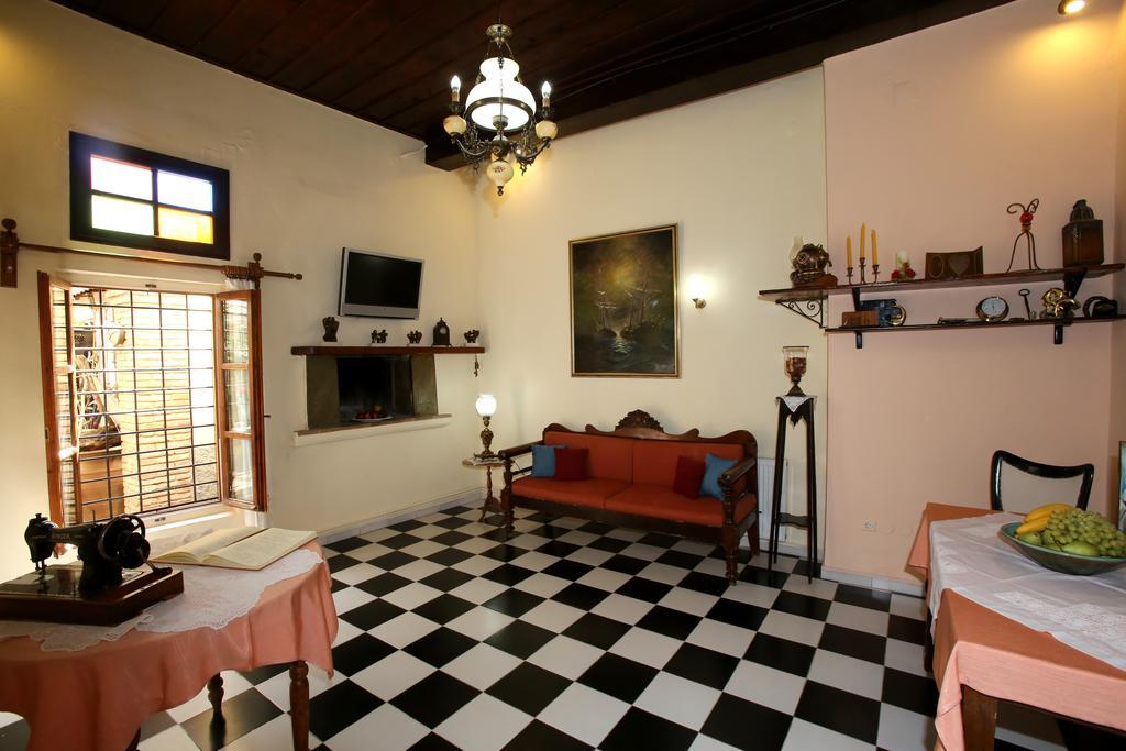 Ganimede Hotel, Galaxídhion Extérieur photo